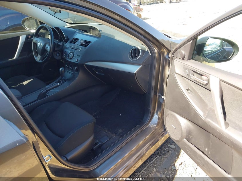 2012 Mazda Mazda3 S Touring