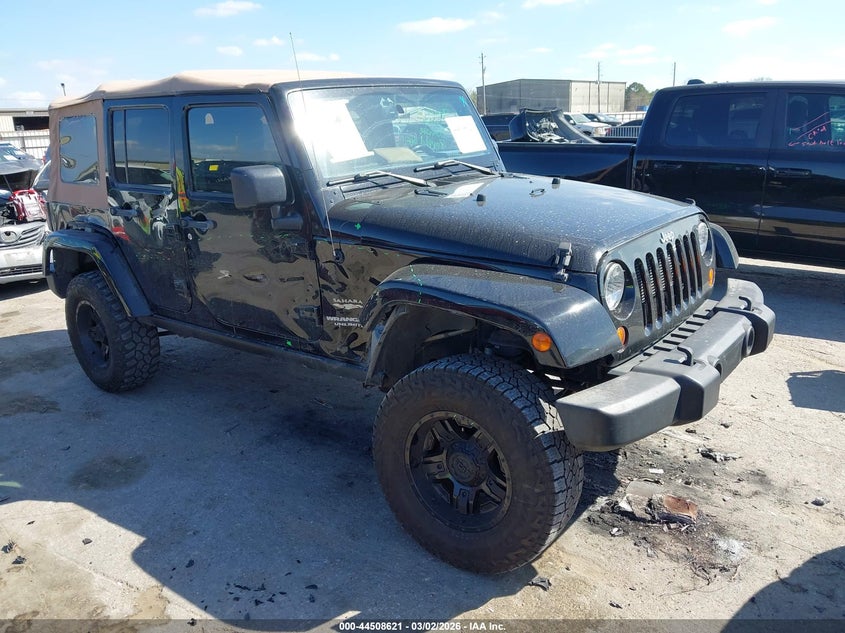 2013 Jeep Wrangler Unlimited Sahara