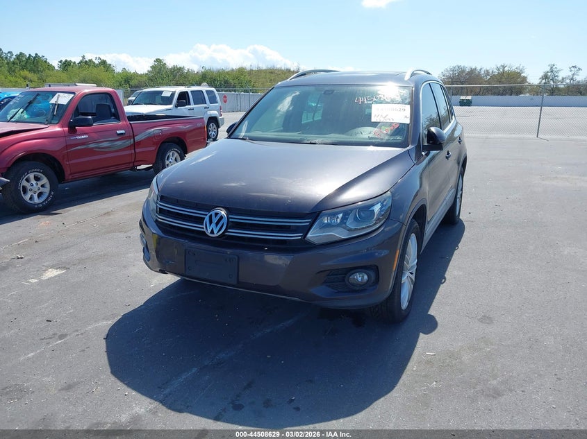 2016 Volkswagen Tiguan Se