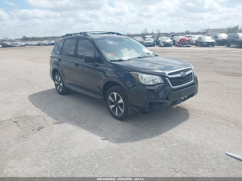 Vin: jf2sjaec4hh523440, lot: 45005398, subaru forester 2.5i premium 20171