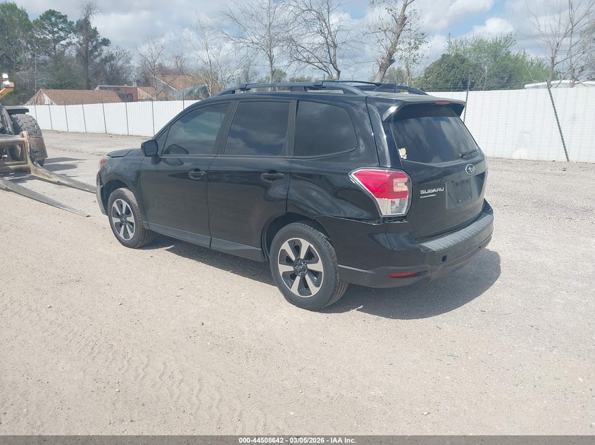Vin: jf2sjaec4hh523440, lot: 45005398, subaru forester 2.5i premium 20173