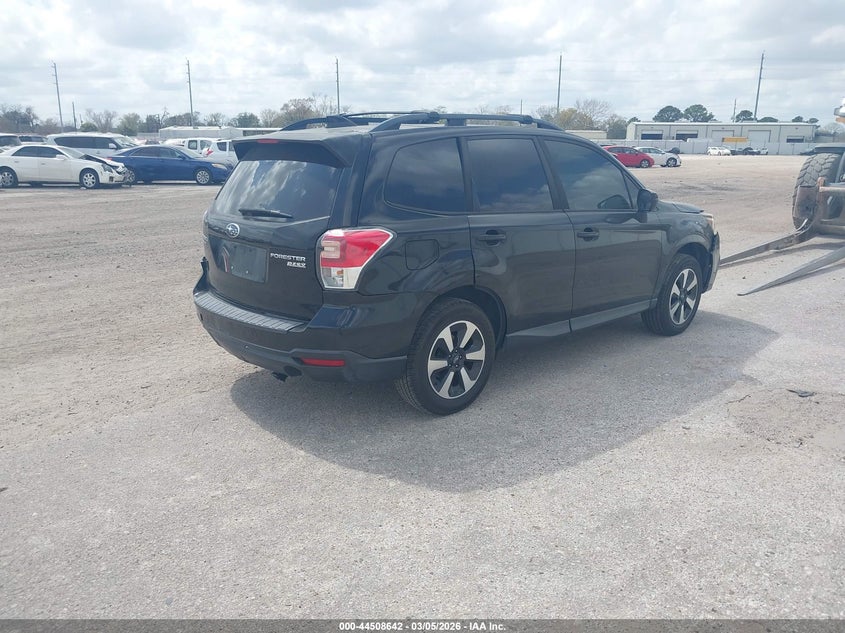 Vin: jf2sjaec4hh523440, lot: 45005398, subaru forester 2.5i premium 20174