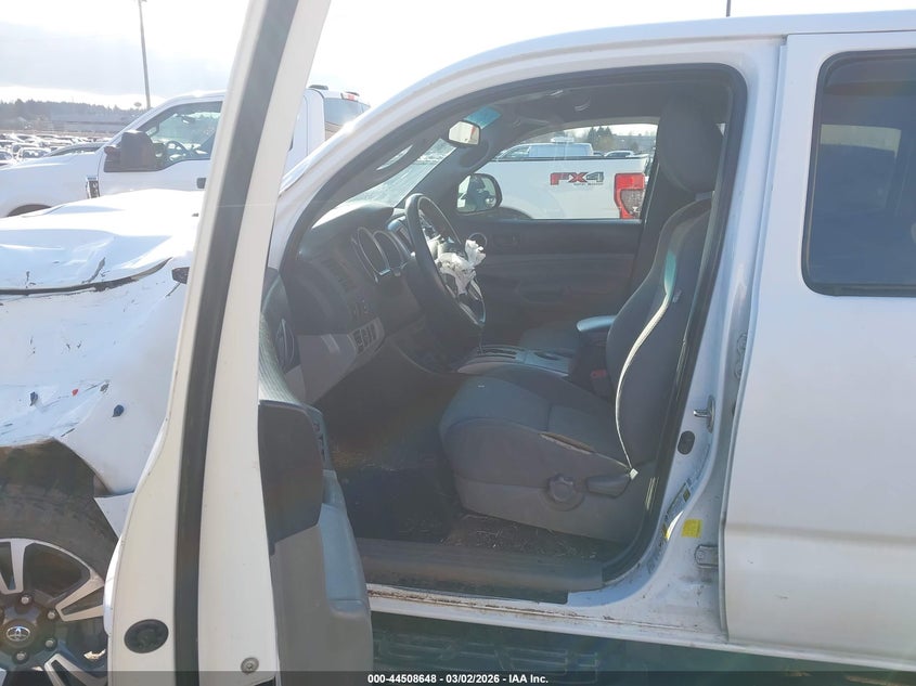 2013 Toyota Tacoma Base V6