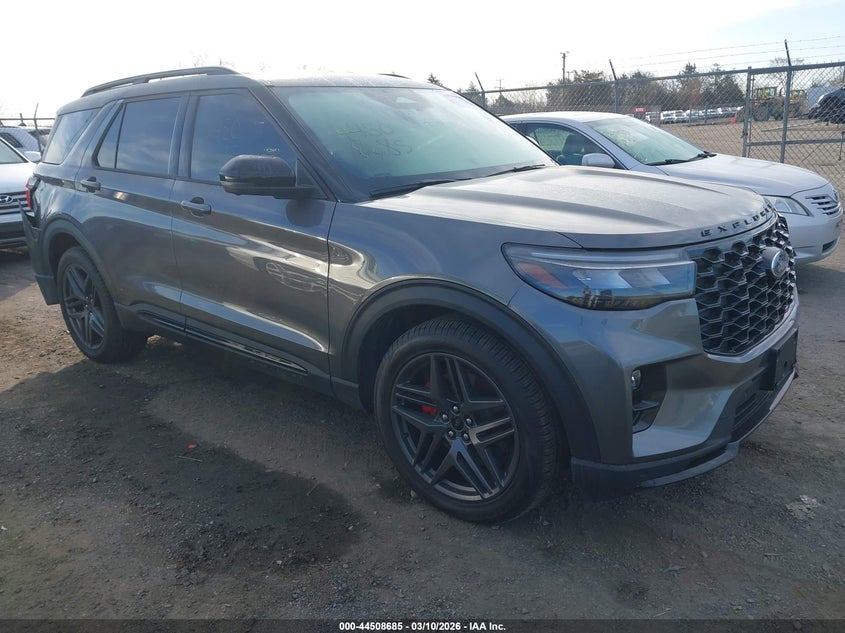 2025 Ford Explorer St