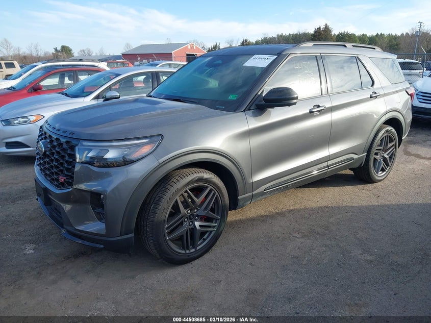 2025 Ford Explorer St