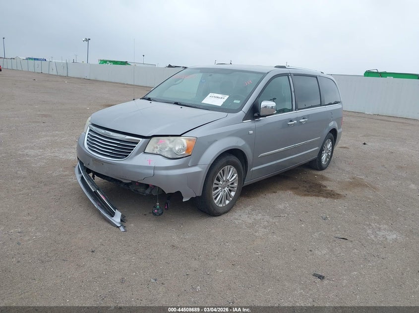 2014 Chrysler Town & Country Touring-L 30Th Anniversary