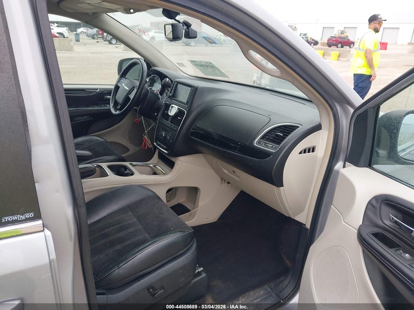 2014 Chrysler Town & Country Touring-L 30Th Anniversary