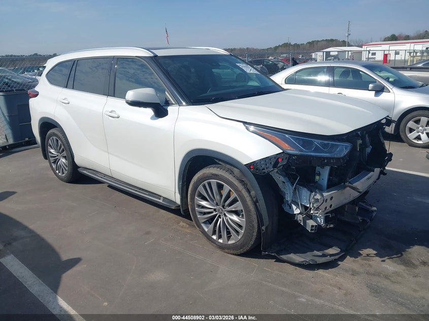 2021 Toyota Highlander Platinum