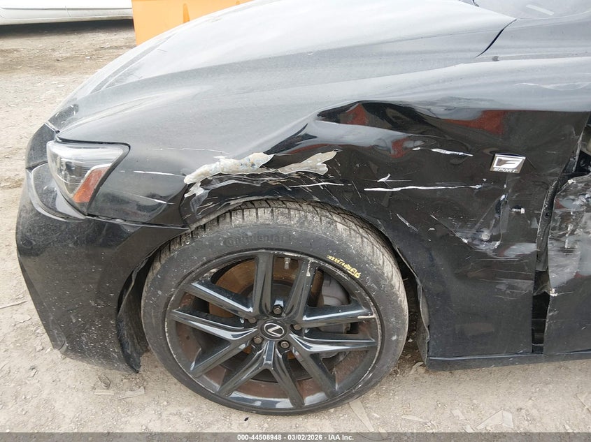 LEXUS IS 300 2019 VIN JTHC81D24K5039458