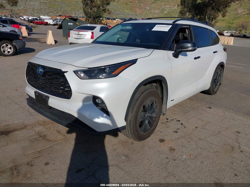 2024 Toyota Highlander Hybrid Xle Nightshade
