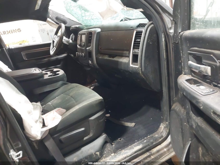 2021 Ram 1500 Classic Warlock 4X4 6'4 Box