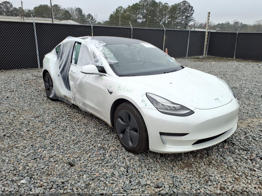 2020 Tesla Model 3 Standard Range Plus Rear-Wheel Drive/Standard Range Rear-Wheel Drive