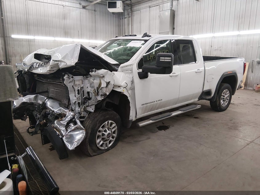 2023 GMC SIERRA 2500HD auction photo 2