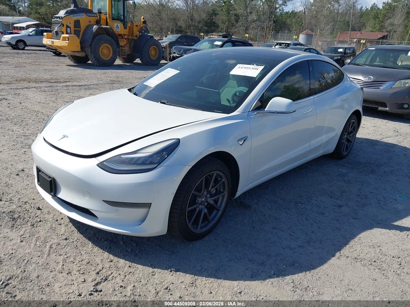 2020 Tesla Model 3 Standard Range Plus Rear-Wheel Drive/Standard Range Rear-Wheel Drive