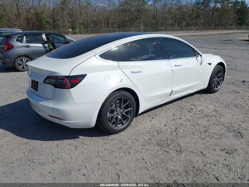 2020 Tesla Model 3 Standard Range Plus Rear-Wheel Drive/Standard Range Rear-Wheel Drive