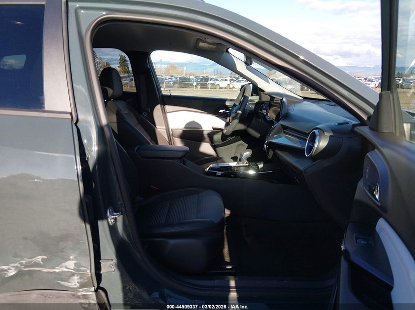 2025 Chevrolet Trax Fwd Lt