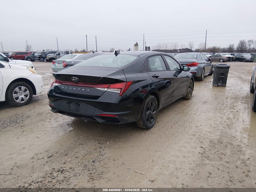 2021 Hyundai Elantra Sel
