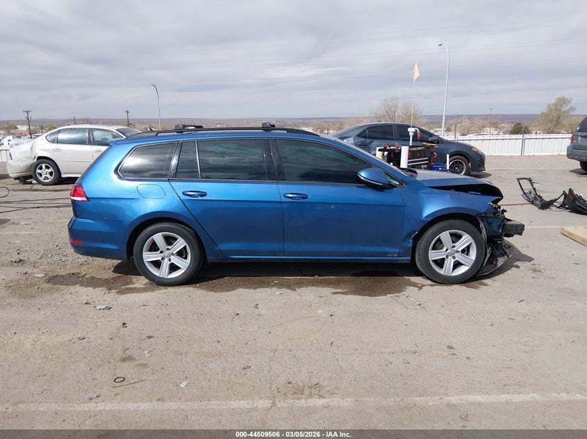2018 Volkswagen Golf Sportwagen Tsi S/Tsi Se VIN: 3VWD17AU9JM762053 Lot: 44509506
