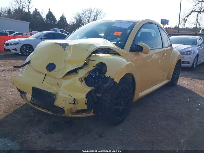 2010 Volkswagen New Beetle 2.5L Final Edition