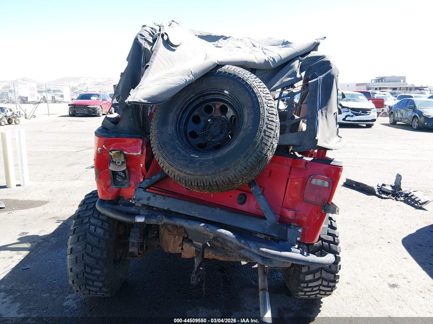 1992 Jeep Wrangler / Yj S VIN: 2J4FY19P5NJ508222 Lot: 44509550