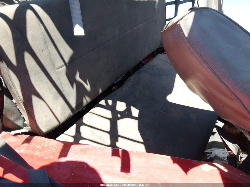 1992 Jeep Wrangler / Yj S VIN: 2J4FY19P5NJ508222 Lot: 44509550