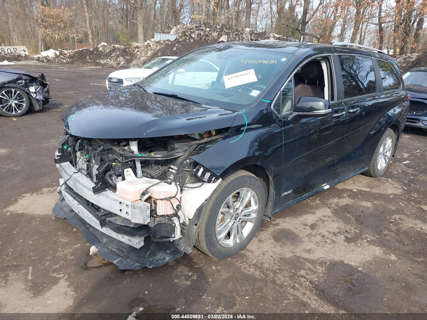 2021 Toyota Sienna Platinum