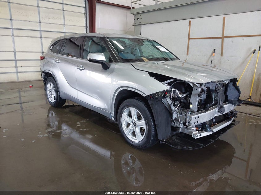 2020 Toyota Highlander L