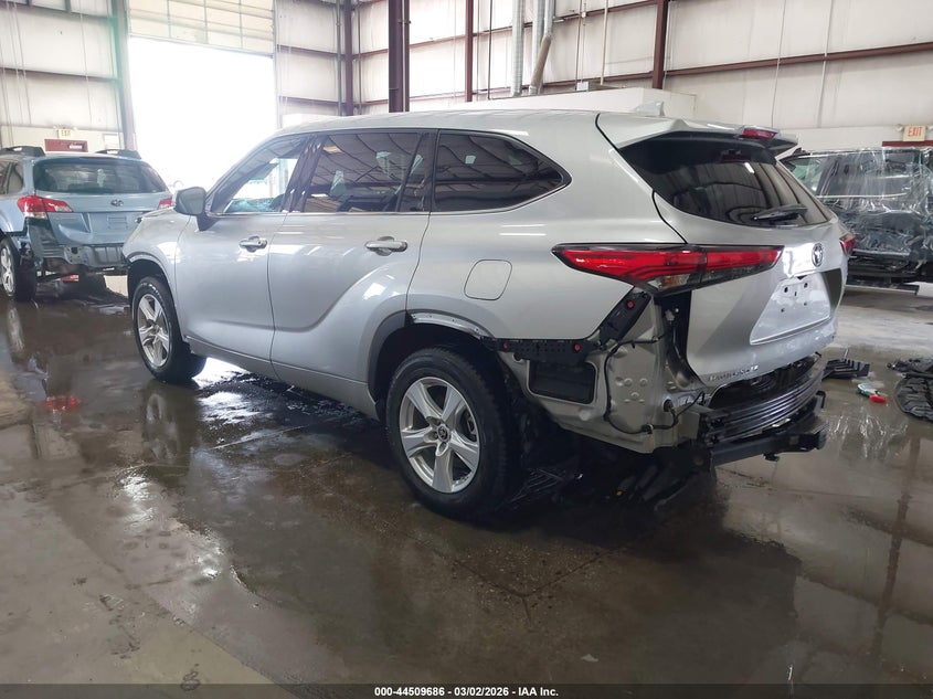 2020 Toyota Highlander L