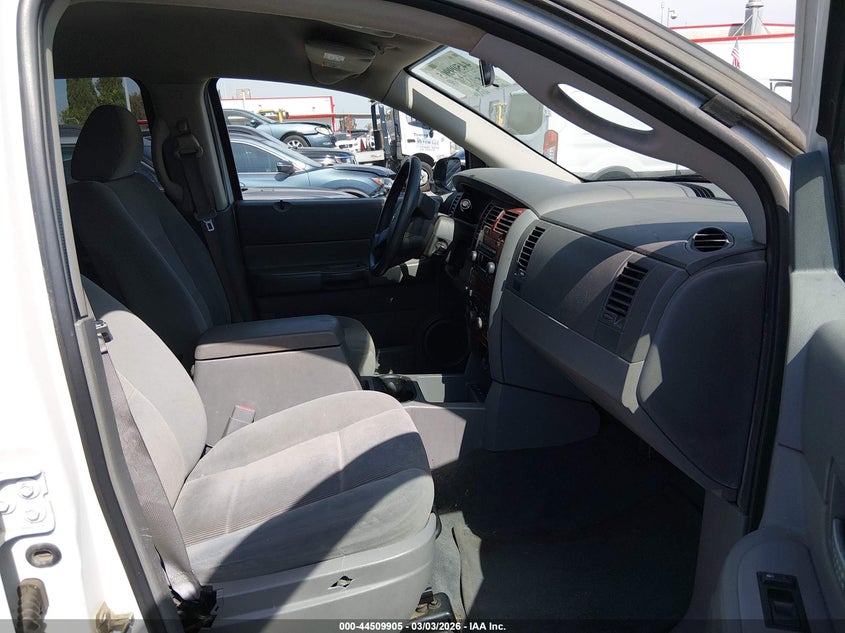 2005 Dodge Durango Slt