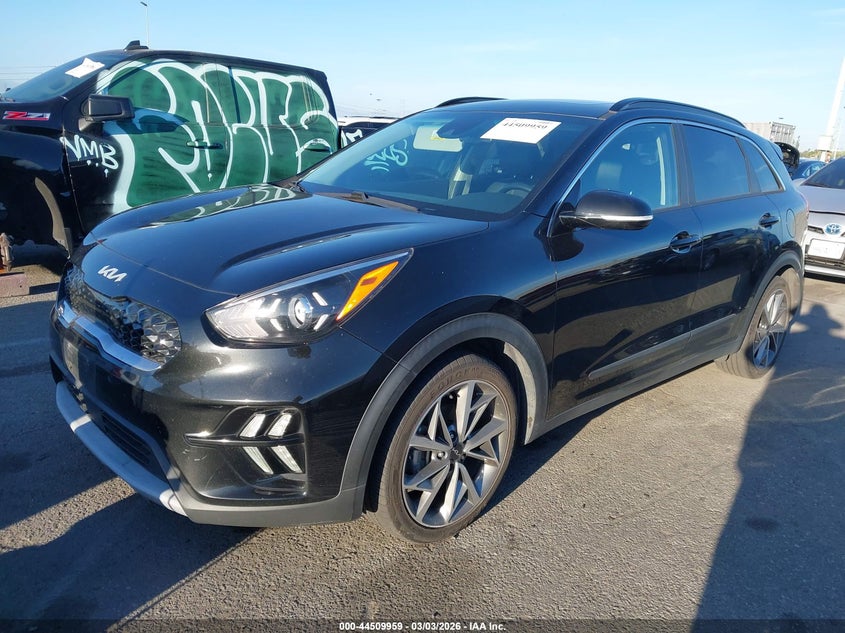 Vin: kndcc3lc0n5545363, lot: 45006715, kia niro touring se 20222