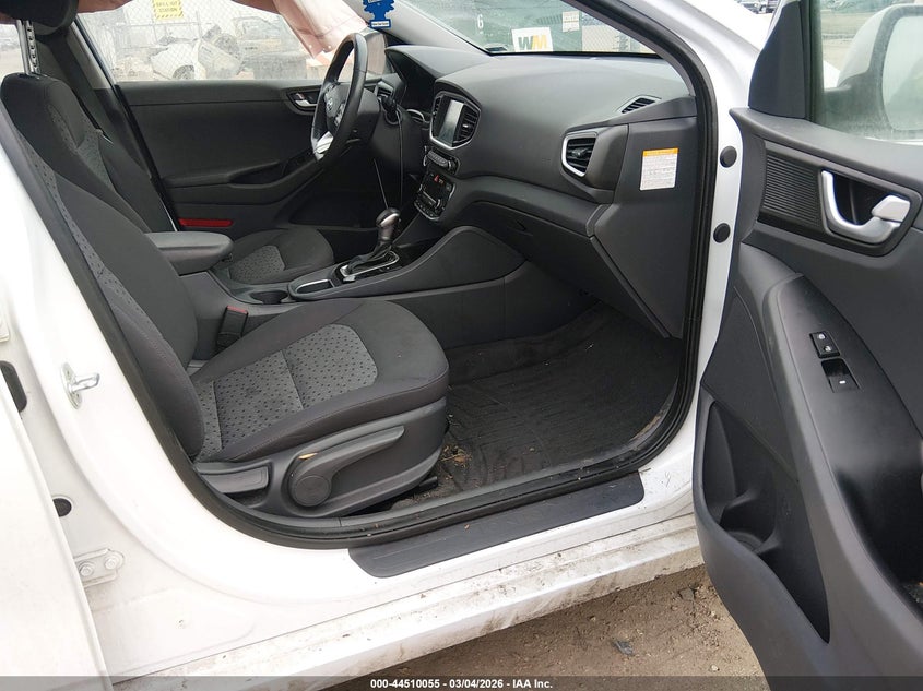 2017 Hyundai Ioniq Hybrid Sel