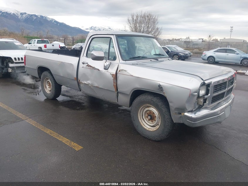 1992 Dodge D-Series D200/D250