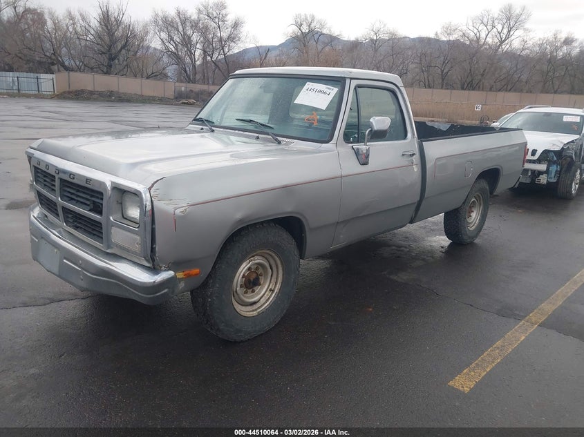 1992 Dodge D-Series D200/D250