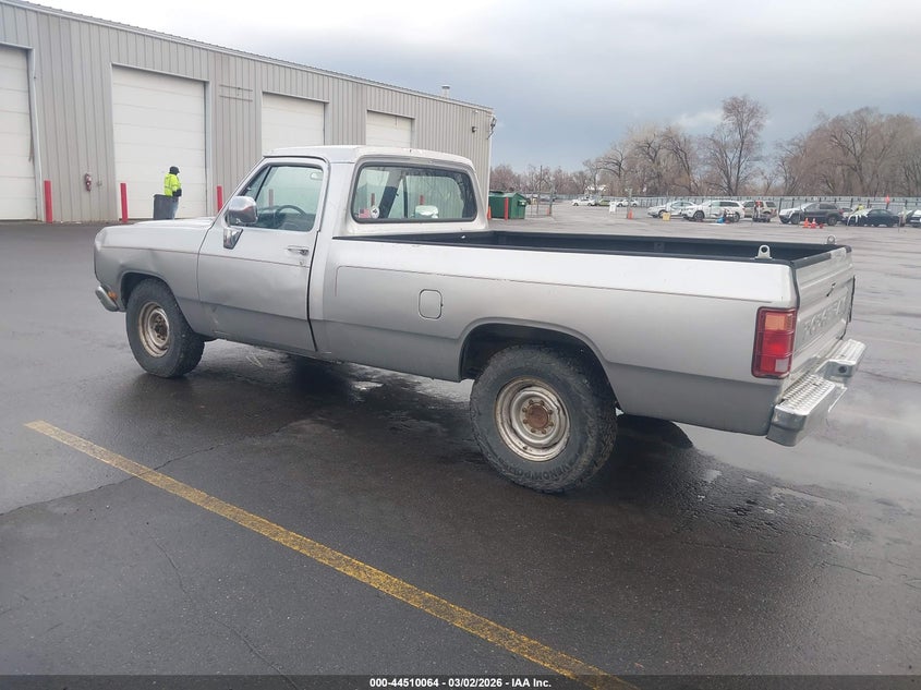 1992 Dodge D-Series D200/D250