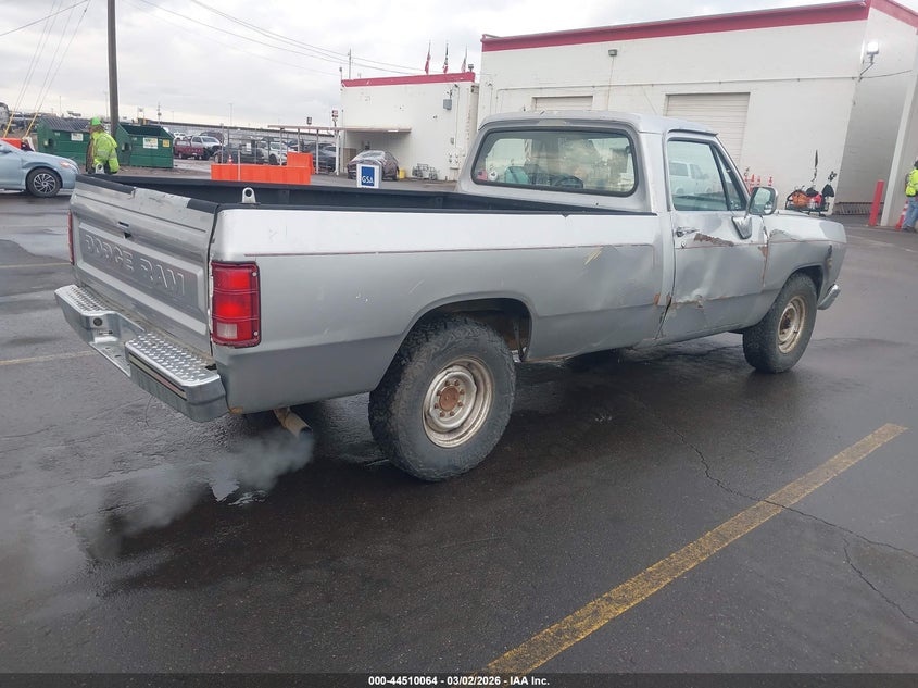 1992 Dodge D-Series D200/D250