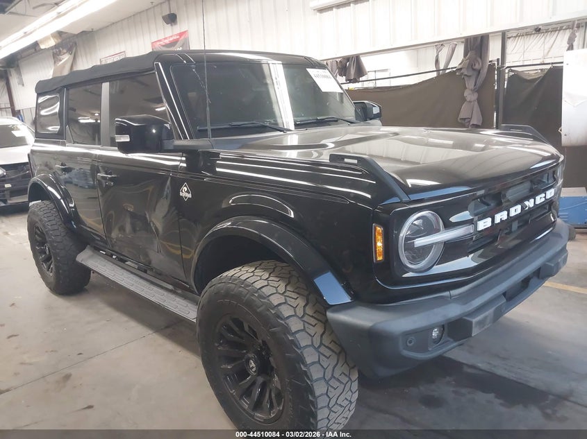 2022 Ford Bronco Outer Banks