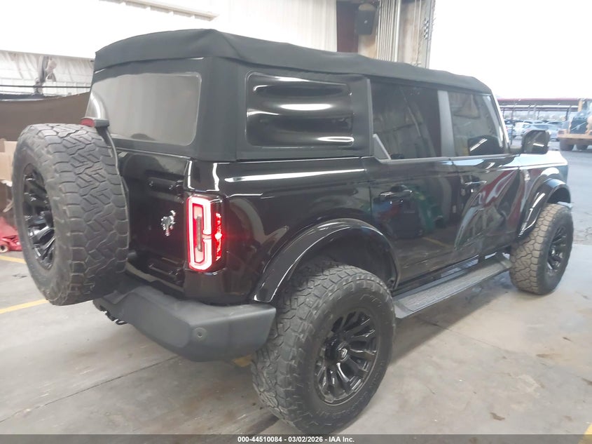 2022 Ford Bronco Outer Banks
