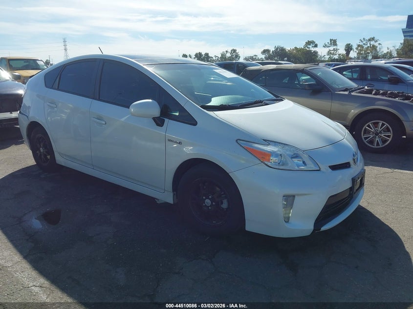 JTDKN3DU5F1916717 2015 Toyota Prius Three auction photo 1