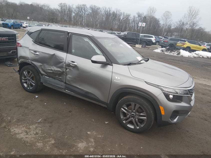 2022 KIA SELTOS LX