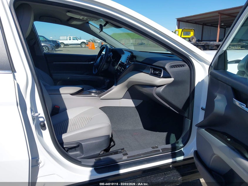 2022 Toyota Camry Se Hybrid