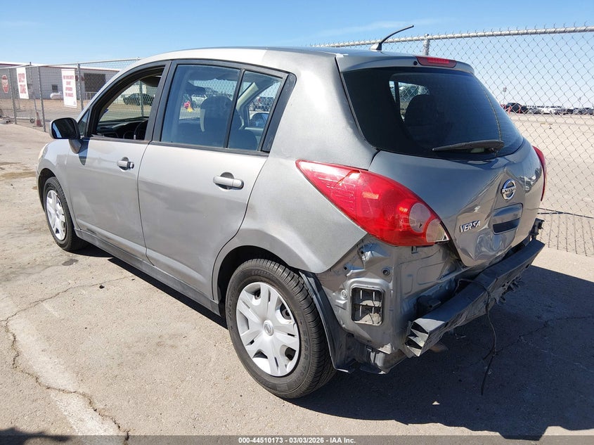 2012 Nissan Versa 1.8 S