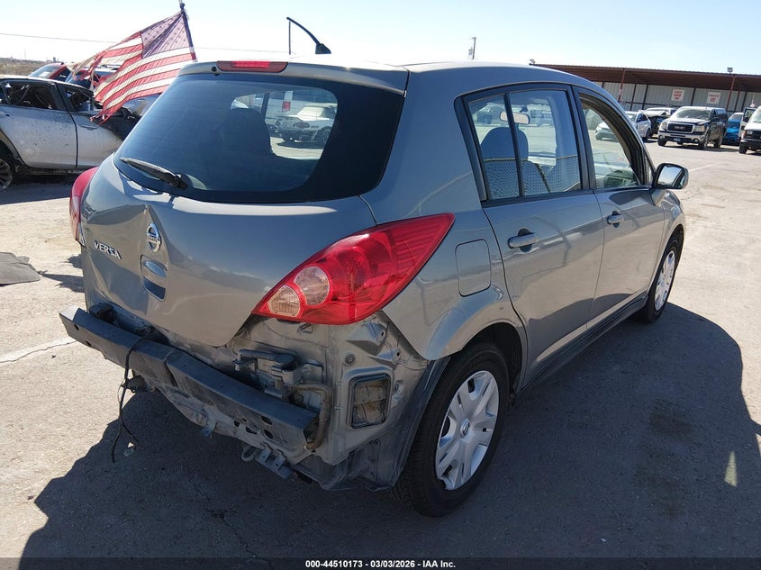 2012 Nissan Versa 1.8 S