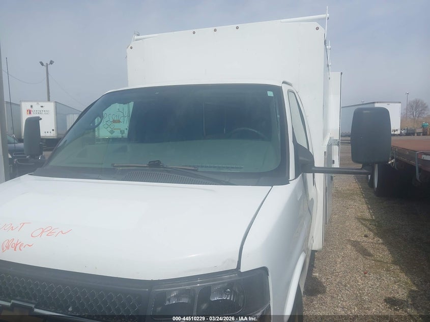 2014 CHEVROLET EXPRESS CUTAWAY 3500 N/A