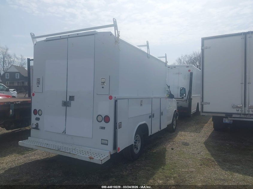 2014 CHEVROLET EXPRESS CUTAWAY 3500 N/A