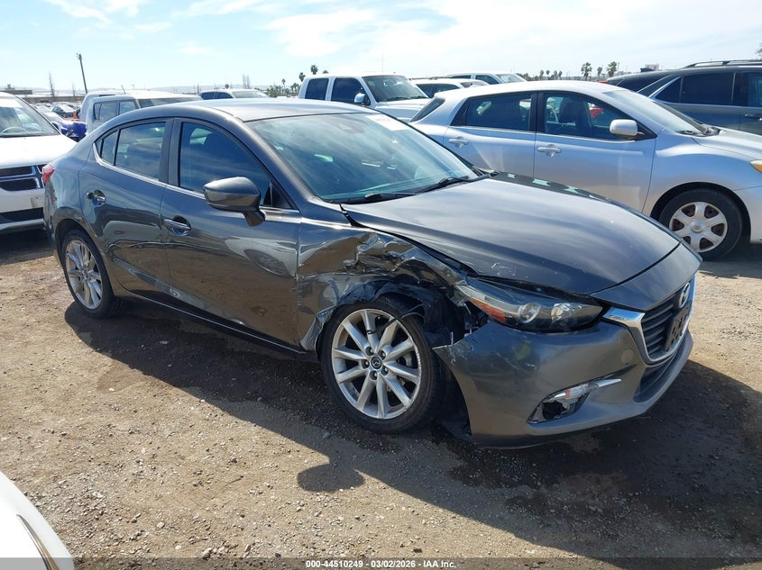 3MZBN1V7XHM113997 MAZDA MAZDA3 Photo 1