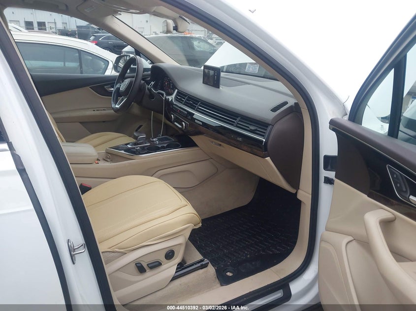 2017 Audi Q7 3.0T Premium