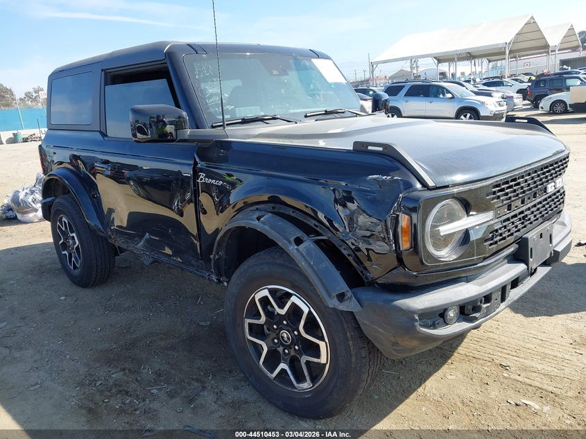 2022 Ford Bronco Outer Banks