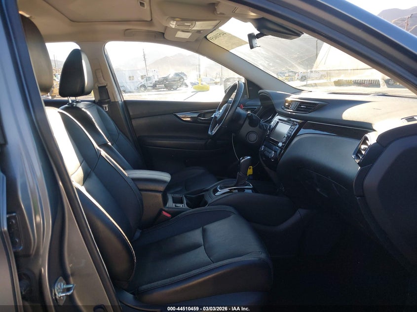 2018 Nissan Rogue Sport Sl