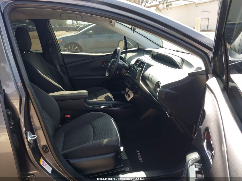 2016 Toyota Prius Two