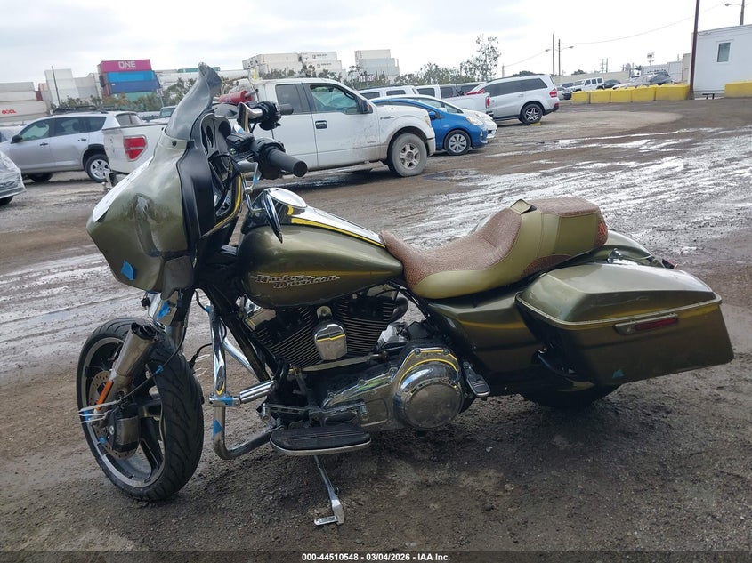 2016 Harley-Davidson Flhx Street Glide VIN: 1HD1KBM32GB678258 Lot: 44510548